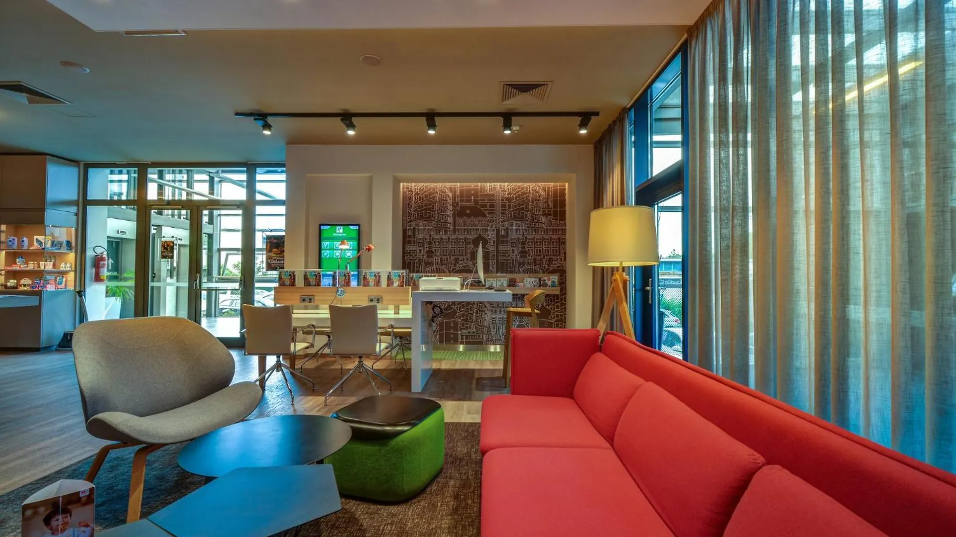 Holiday Inn Prague Airport By Ihg 4*,
