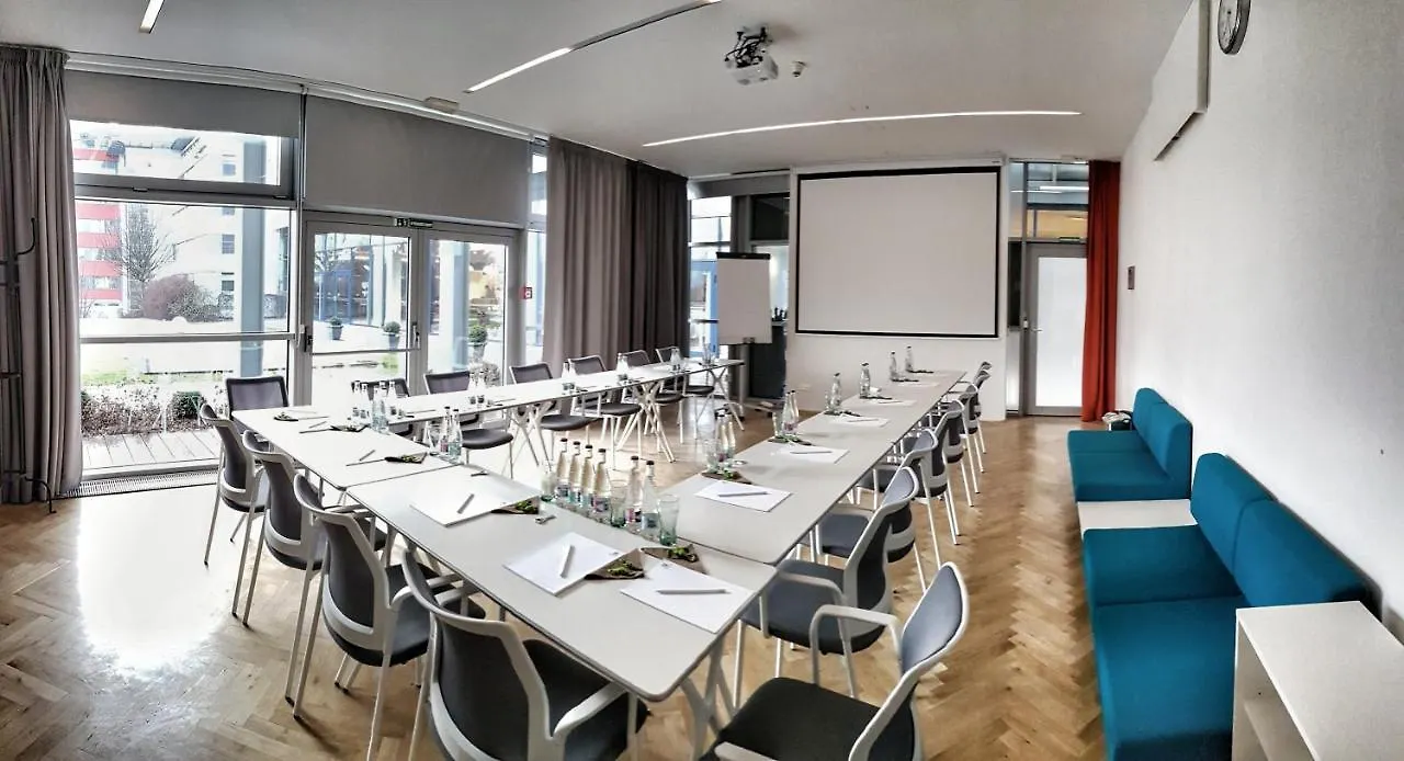 Hotel Holiday Inn Prague Airport By Ihg